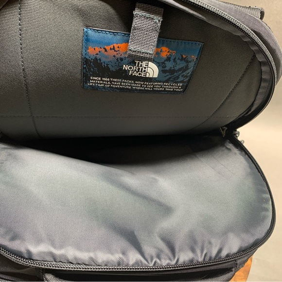 The North Face Borealis Backpack Men's Black Travel Day Pack Bag - Picture 16 of 16